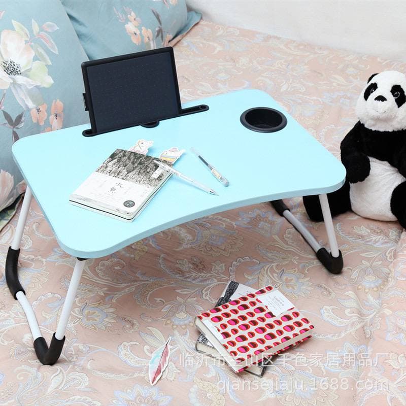 Foldable table